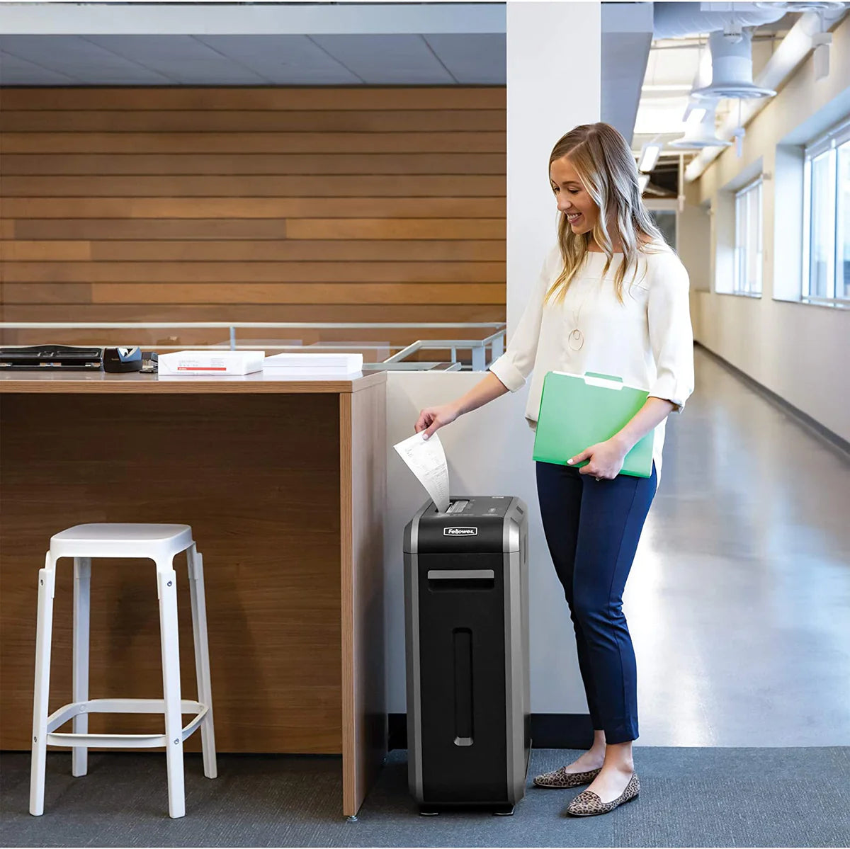 Fellowes Powershred® 125Ci P-4 Cross-Cut Mid-Size Office Shredder